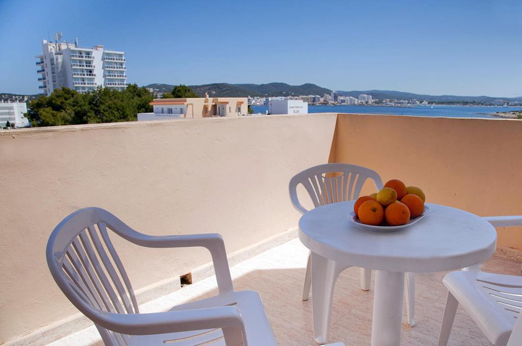 Apartamentos Blue Star (Adults Only) San Antonio  Eksteriør bilde